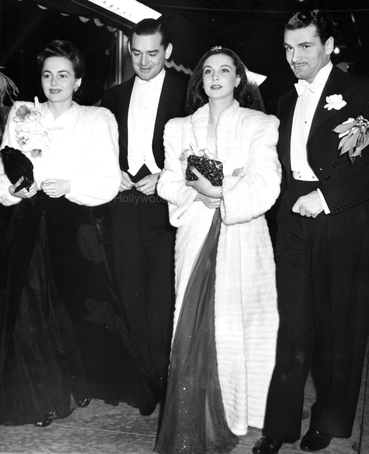 1939 6 The Premiere wm.jpg